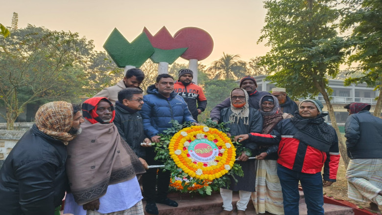 ভোলাহাট জামবাড়ীয়া ইউনিয়নে মহান বিজয় দিবস পালন ও দোয়া মু