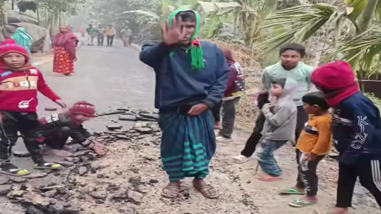 মাগুরায় এলজিইডির আমলসার–শ্রীপুর সড়ক উন্নয়ন কাজে অনিয়মের অভিয