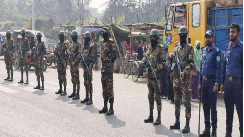 গোপালগঞ্জে যৌথ বাহিনীর কঠোর নিরাপত্তা: শান্তি-শৃঙ্খলা রক্ষায়