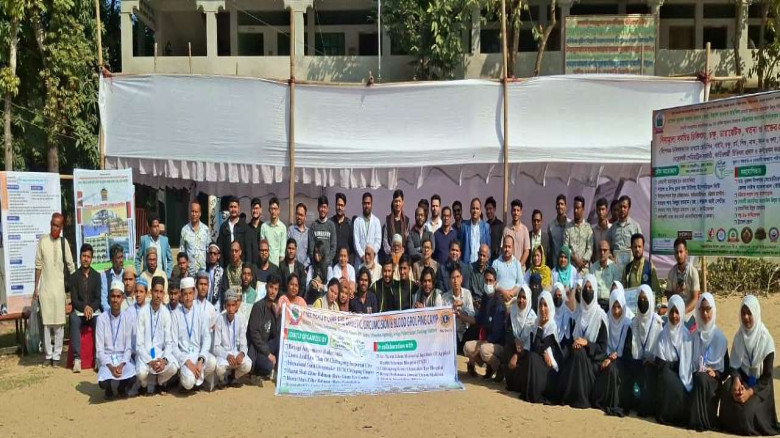 বেতাগী আস্তানা শরীফে ফ্রি মেডিকেল ক্যাম্প: তিন সহস্রাধিক মান