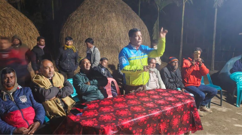 হাড়িভাশায় ধানের শীষের উঠান বৈঠক: ষড়যন্ত্র রুখে দেওয়ার আহ্বান