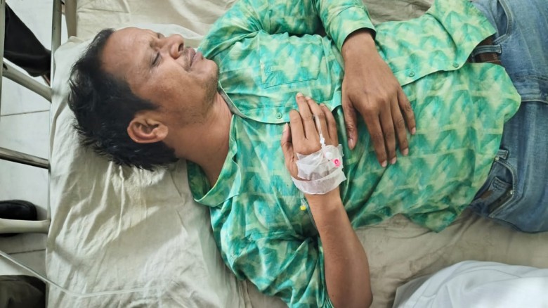 দশমিনাায় প্রতিমন্ত্রীর উপস্থিতিতে ইফতার পার্টিতে সাংবাদিকের 