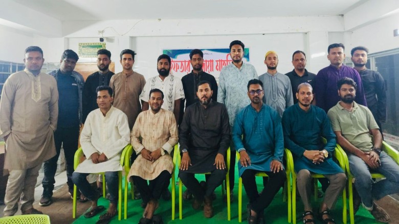 ভেড়ামারায় খুলনা বিভাগীয় প্রেসক্লাবের ইফতার মাহফিল অনুষ্ঠি