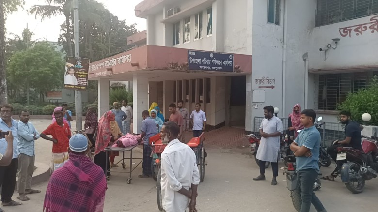 আক্কেলপুরে ডিউটি রেখে খেতে গেছেন চিকিৎসক, রোগীর মৃত্যু